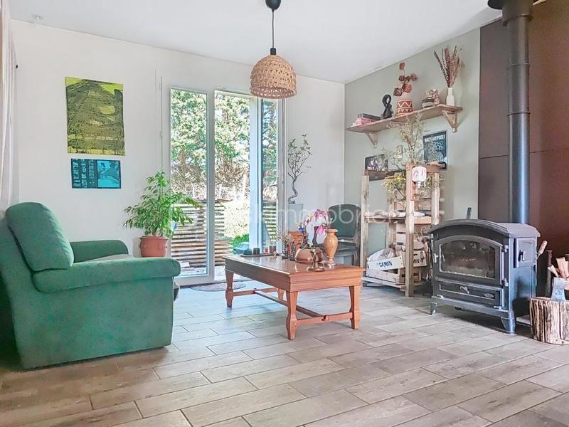 Propriété - 77 m² - 4 pièces