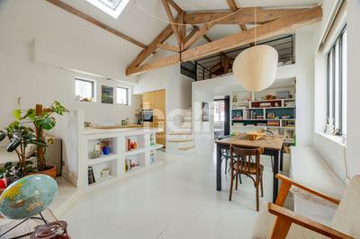 Maison - 92 m² - 4 pièces