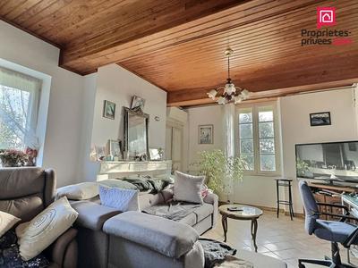 Maison - 210 m² - 9 pièces