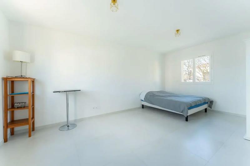 Maison de ville - 220 m² - 8 pièces