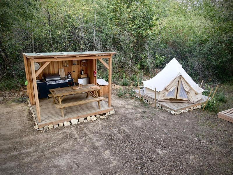 Propriété - 235 m² - 1 pièce