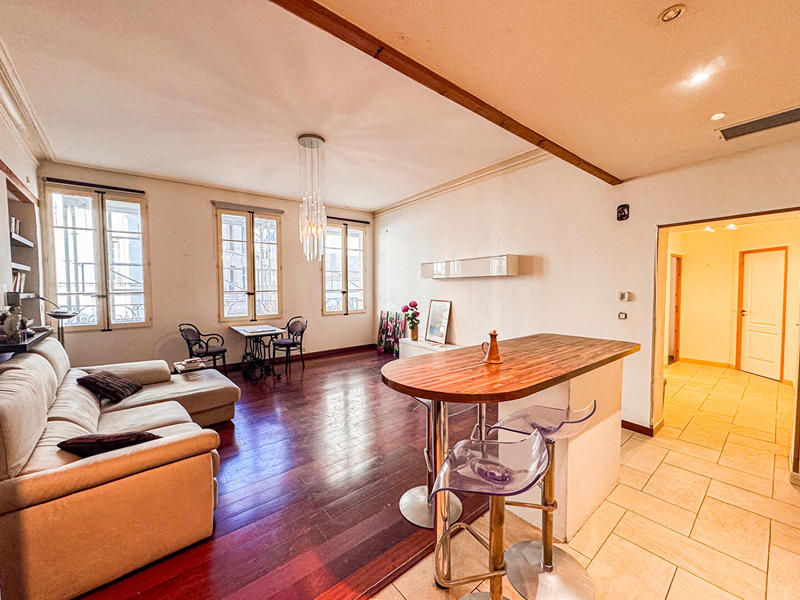 Appartement - 72 m² - 3 pièces