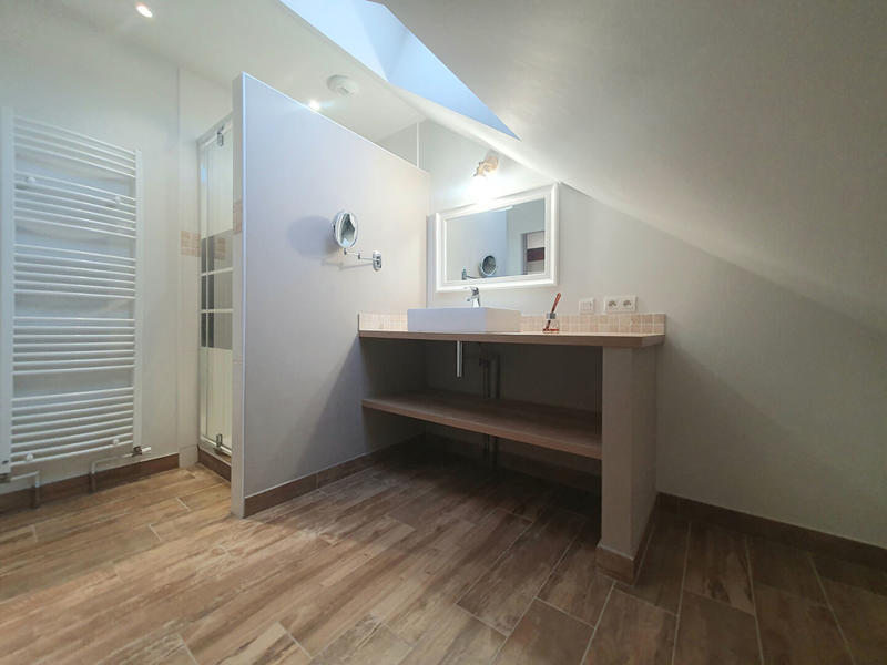 Maison - 93 m² - 4 pièces