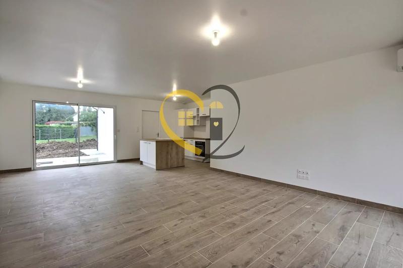 Maison de village - 114 m² - 5 pièces