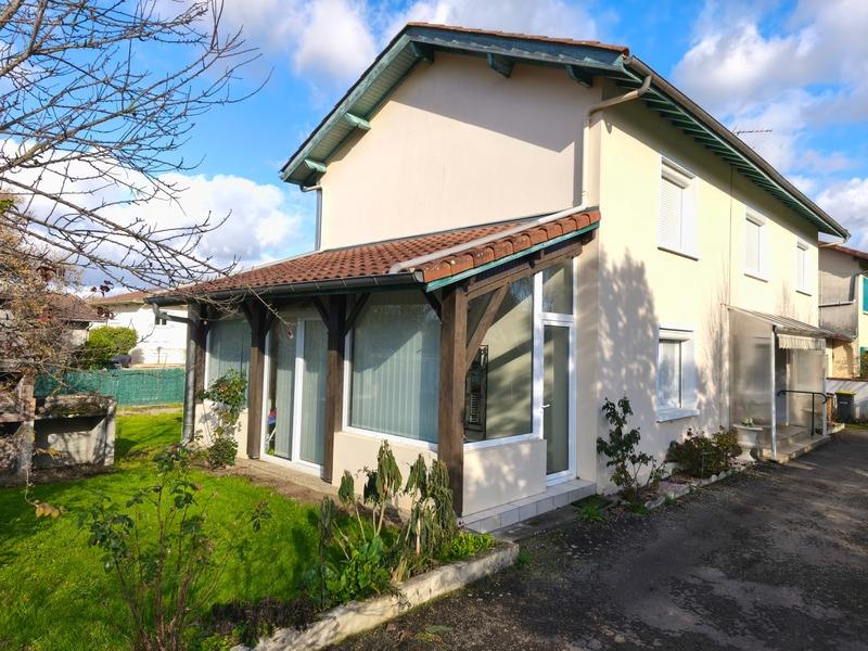 Maison - 133 m² - 6 pièces