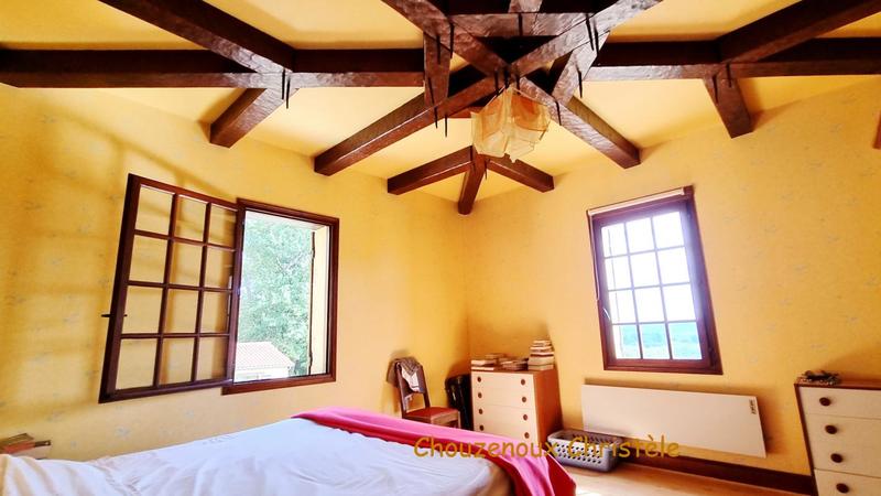 Maison - 250 m² - 8 pièces