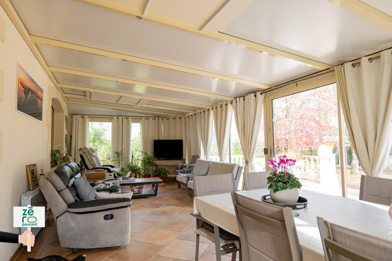 Maison - 174 m² - 5 pièces