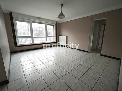 Appartement - 75 m² - 4 pièces