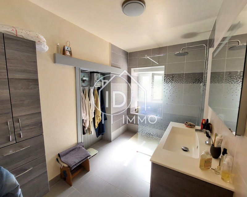 Propriété - 158 m² - 5 pièces