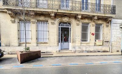 Magasins - 38 m² - 1 pièce