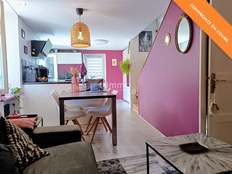 Maison de bourg - 96 m² - 5 pièces