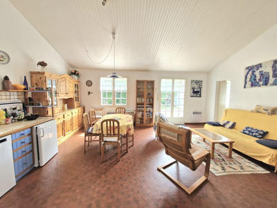 Maison - 76 m² - 4 pièces