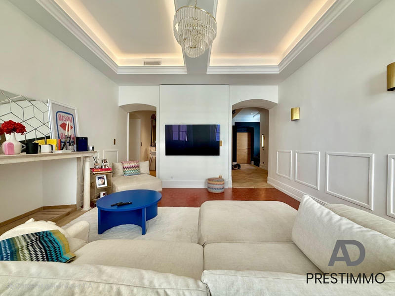 Appartement - 128 m² - 5 pièces