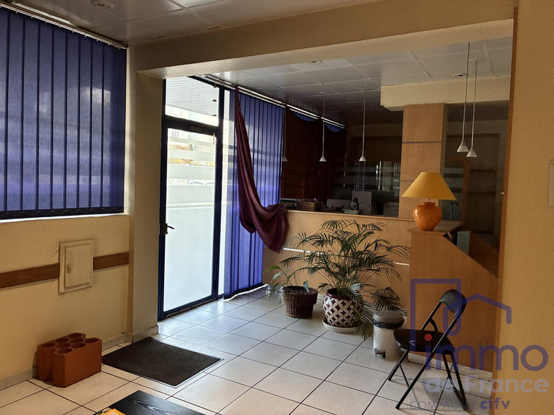 Local commercial - 120 m²