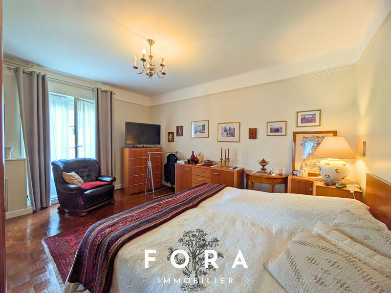 Maison - 147 m² - 6 pièces