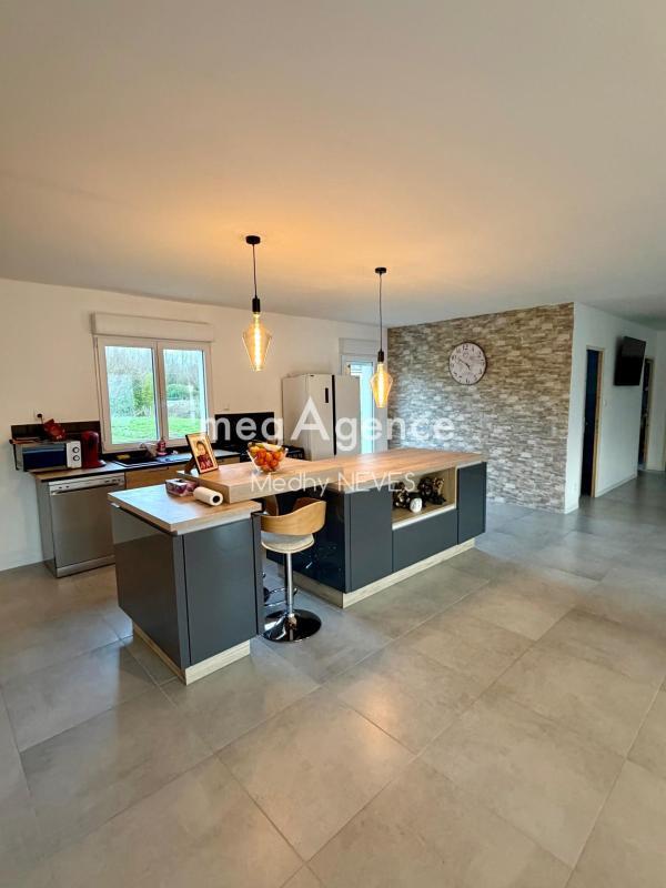 Maison - 100 m² - 4 pièces