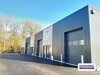 Local commercial - 1 100 m²