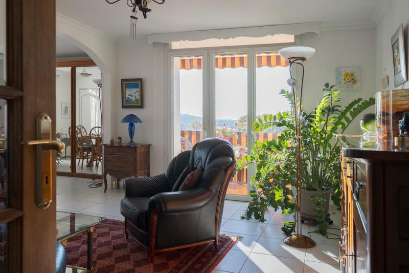 Appartement - 84 m² - 4 pièces