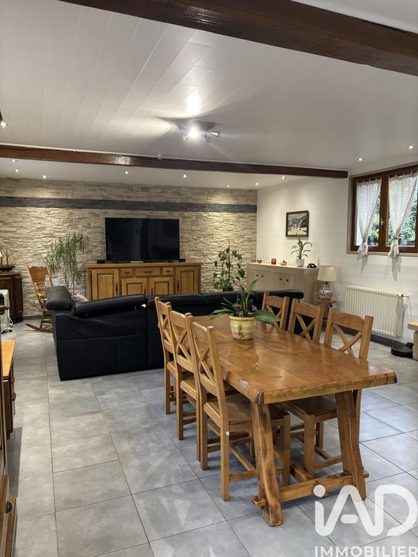 Maison - 177 m² - 6 pièces