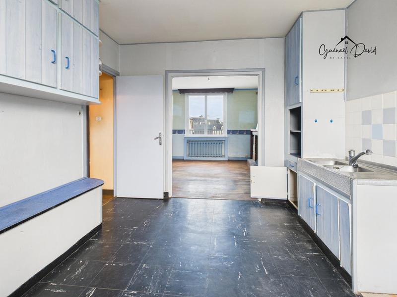 Maison - 175 m² - 8 pièces