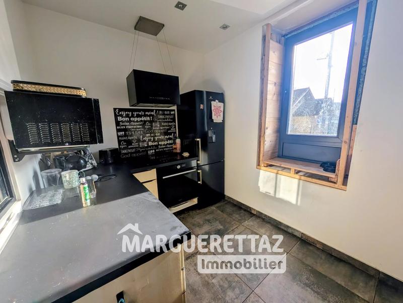 Maison jumelée - 90 m² - 4 pièces