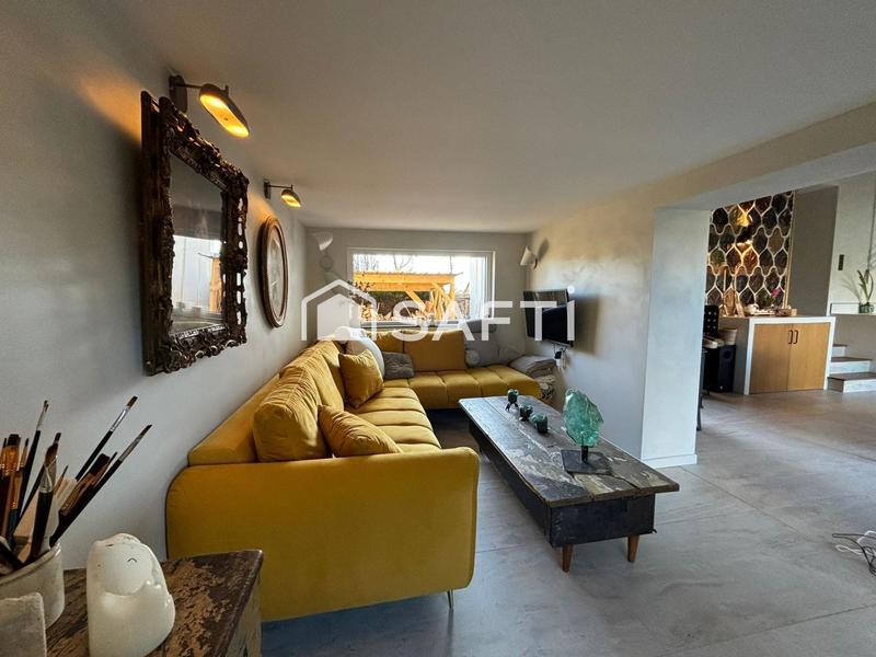 Maison - 163 m² - 7 pièces