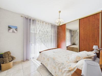 Maison - 143 m² - 4 pièces