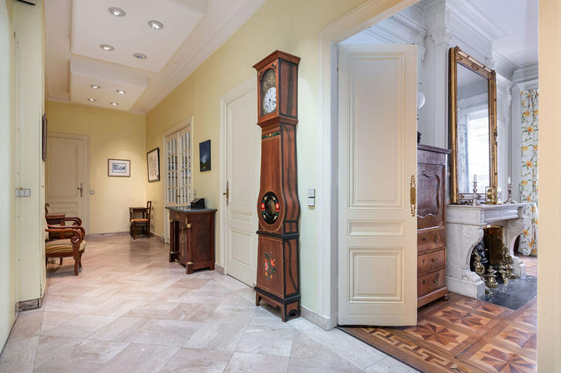 Appartement - 150 m² - 5 pièces