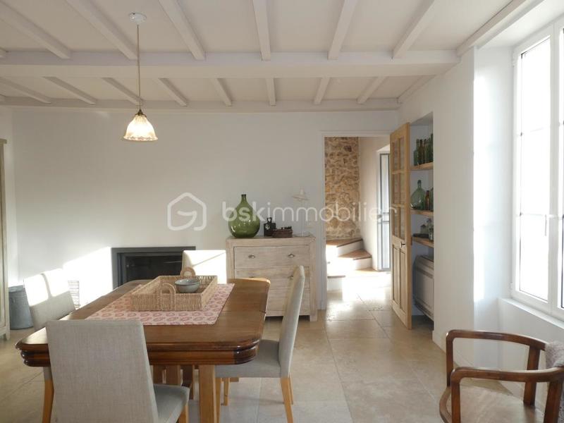 Mas - 260 m² - 10 pièces