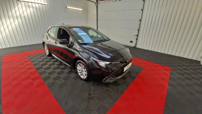 Toyota Corolla Hybride 140h Dynamic Business Beyond Zer