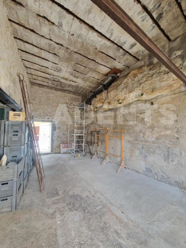 Maison - 220 m² - 8 pièces