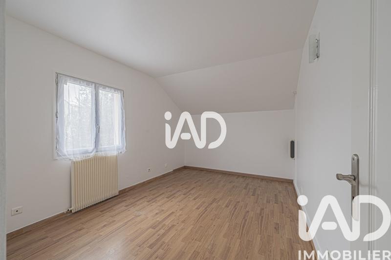 Maison - 99 m² - 5 pièces