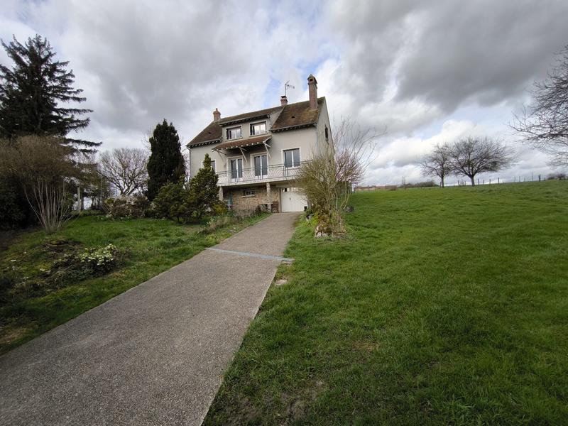 Maison - 115 m² - 5 pièces