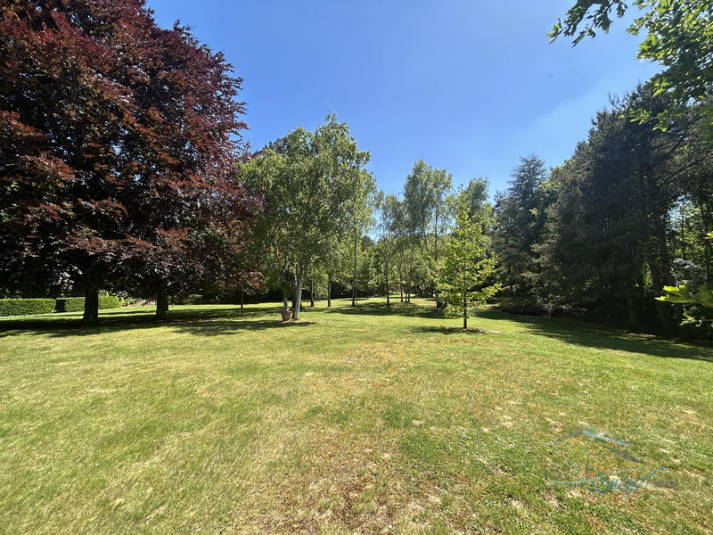 Maison ancienne - 340 m² - 9 pièces