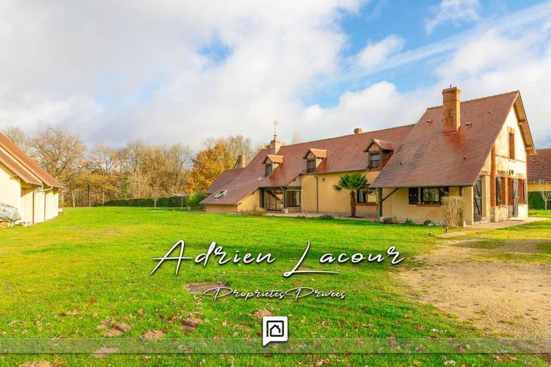 Maison - 206 m² - 7 pièces