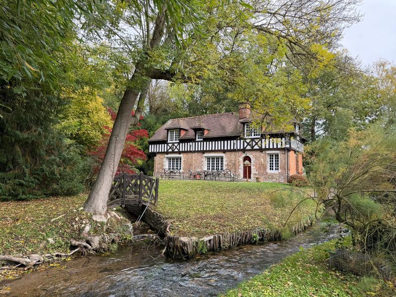 Maison ancienne - 107 m² - 10 pièces