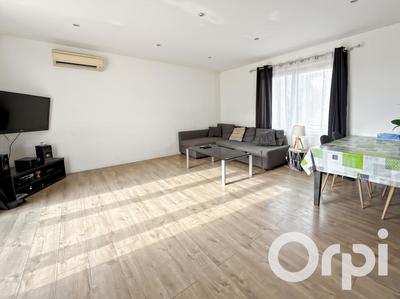 Maison - 177 m² - 5 pièces