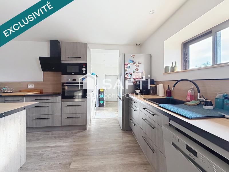 Maison - 300 m² - 7 pièces