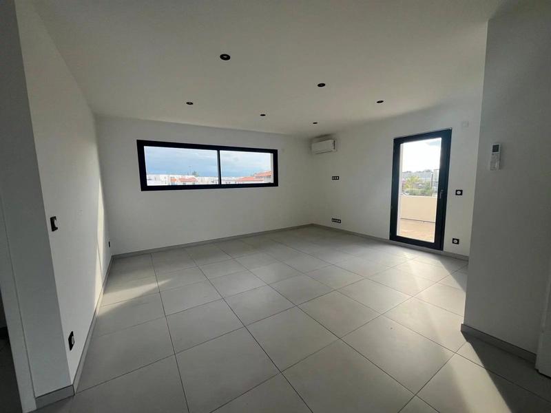 Maison - 122 m² - 6 pièces