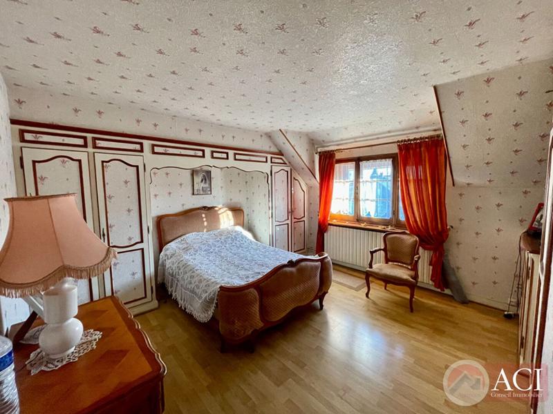 Maison - 105 m² - 5 pièces