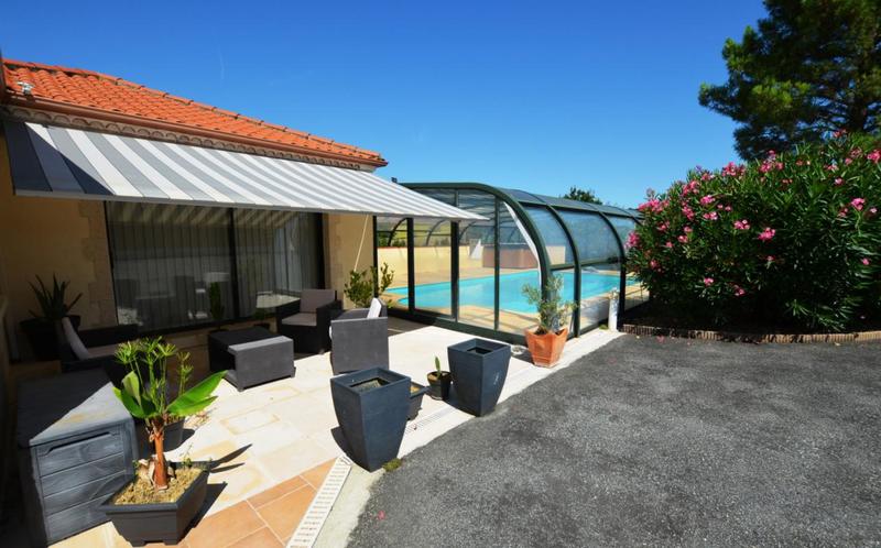 Maison - 162 m² - 8 pièces