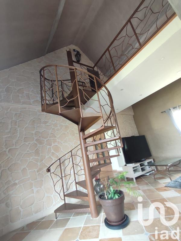 Maison - 184 m² - 7 pièces