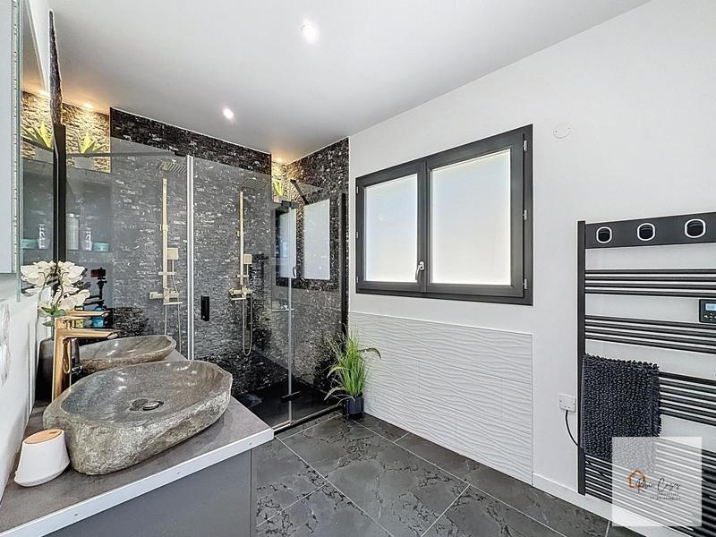 Villa - 147 m² - 5 pièces