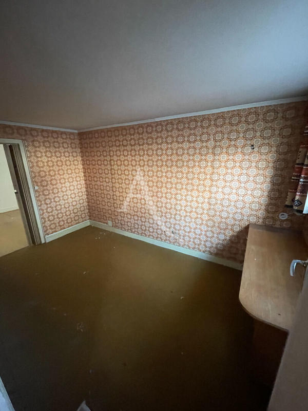 Maison - 97 m² - 5 pièces