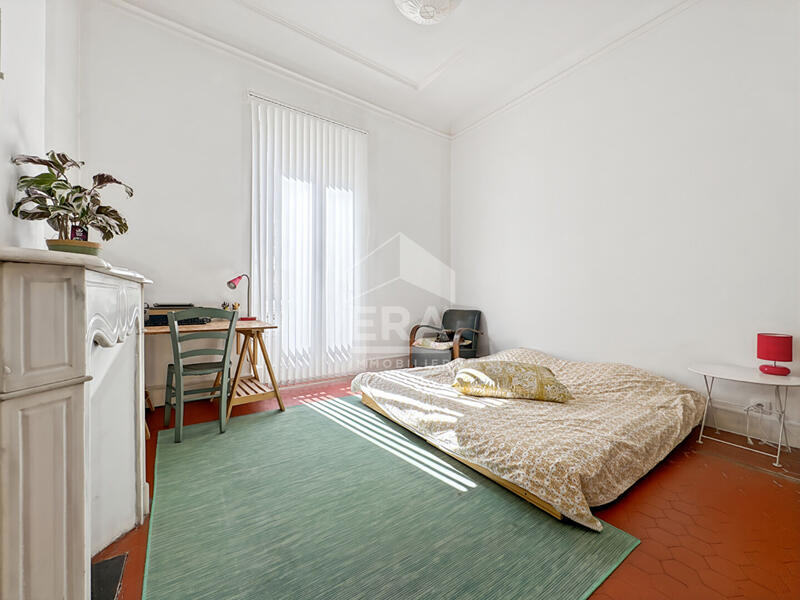 Appartement - 137 m² - 6 pièces