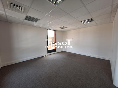 Bureau - 84 m² - 3 pièces