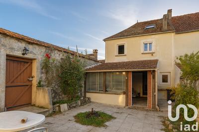 Maison - 138 m² - 5 pièces