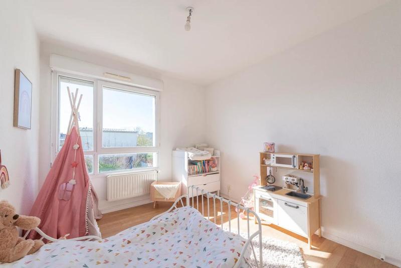 Appartement - 104 m² - 5 pièces