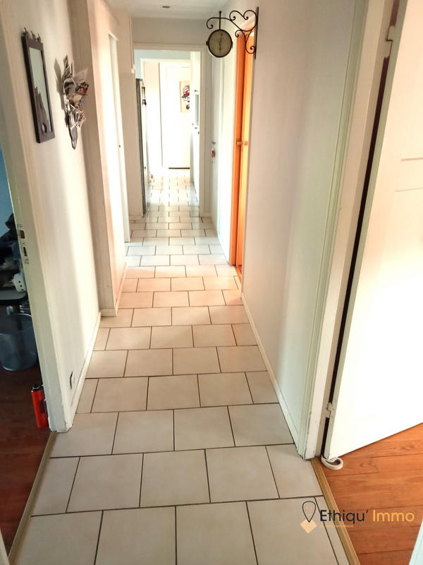 Appartement - 96 m² - 5 pièces