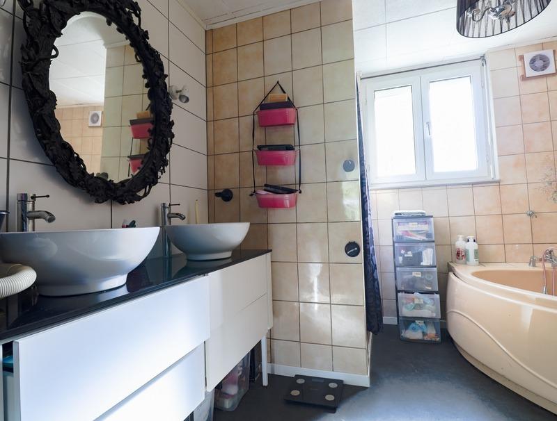 Maison - 137 m² - 6 pièces